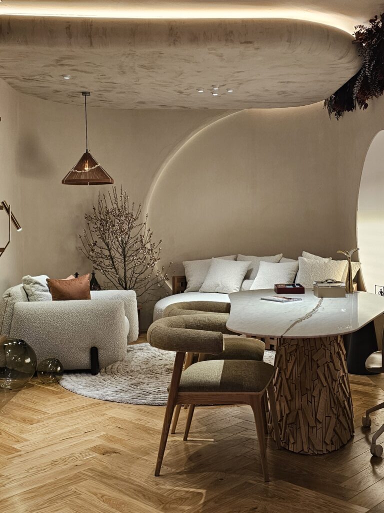 ecoclay DECO Artico Hold Beiro Lu Ariz 1 768x1024 - Sereno by Hold Architecture & Design