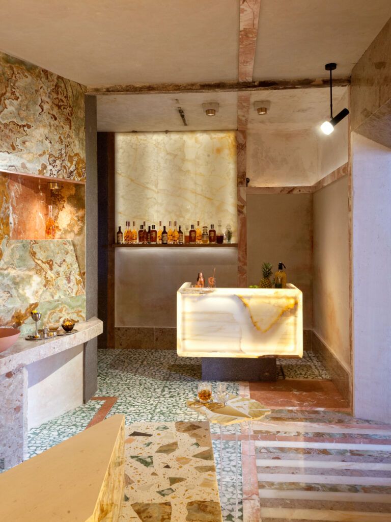 ecoclay casa decor 2022 Ron Matusalem Marta Sanchez Zornoza 8 768x1024 - RON MATUSALEM MARTA SANCHEZ ZORNOZA